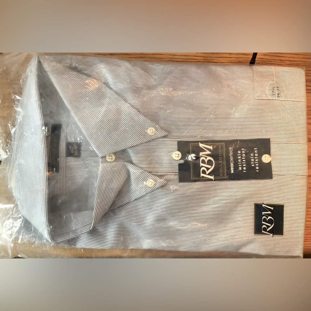 NWT RBM Collection Pinpoint Blue button down dress shirt